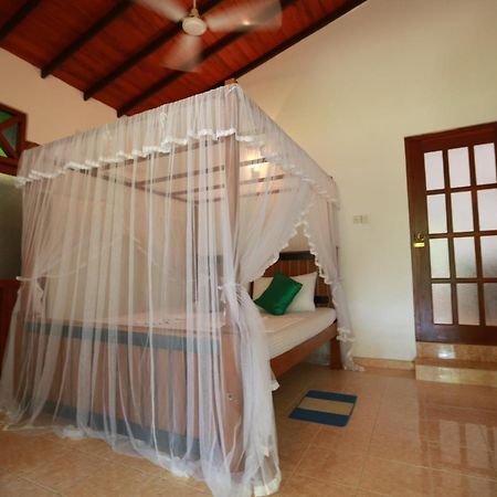 Thambara Villa ウナワトゥナ エクステリア 写真